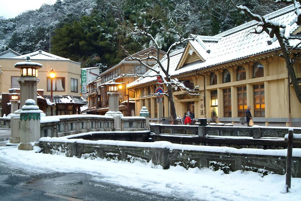 Ichidaya Hotell Toyooka  Exteriör bild